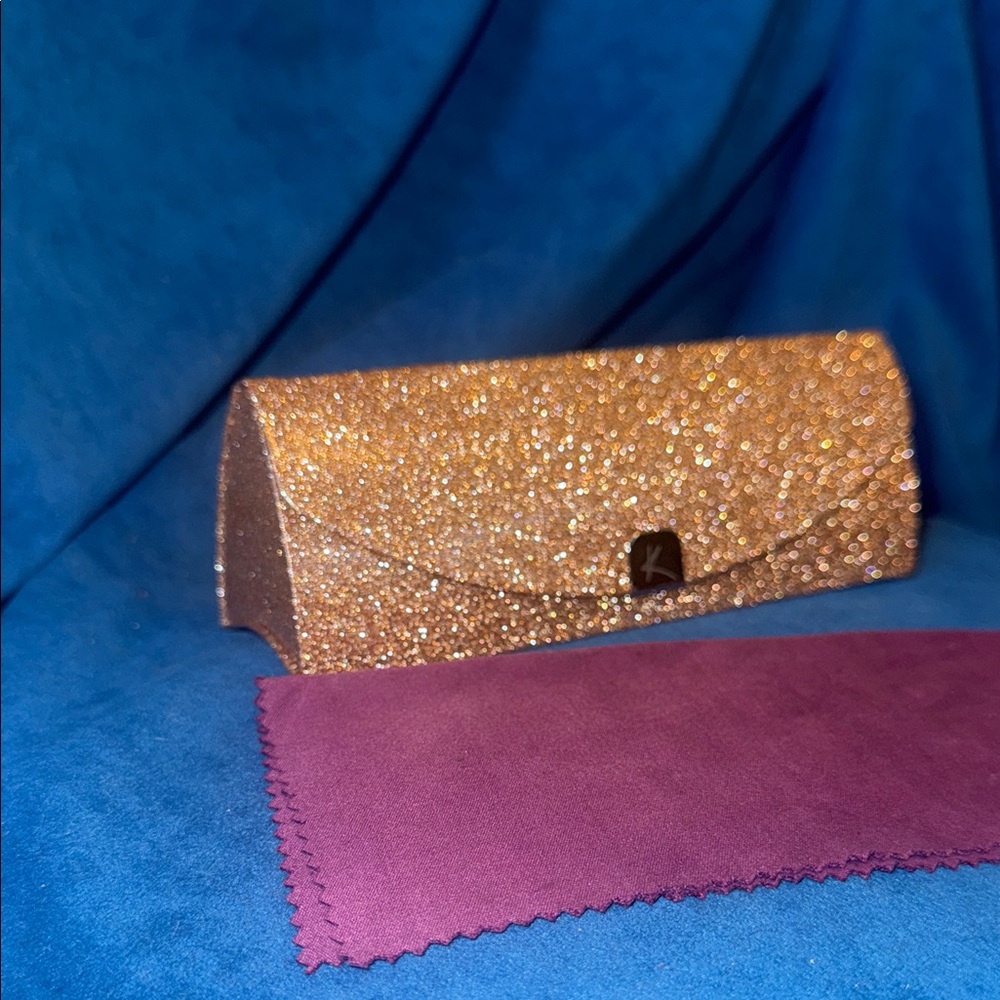 Elegant Gold very sparkly glasses case with magnetic close and cloth